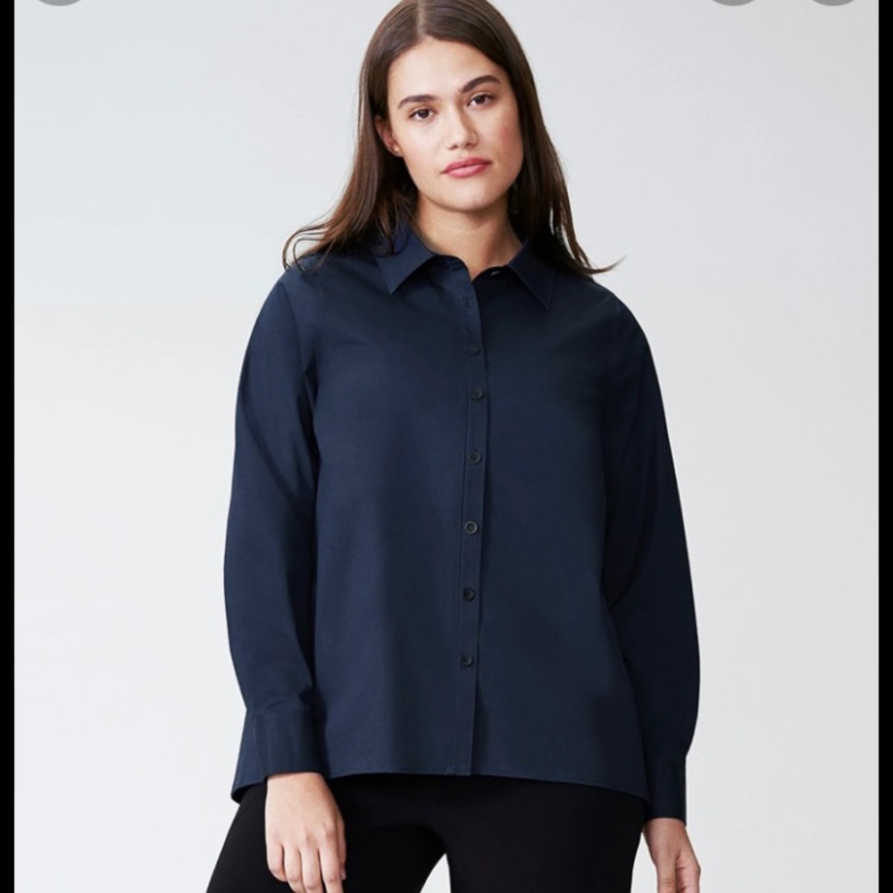 NWT Universal Standard Canna Hi-low Button Down in Navy M 18-20
